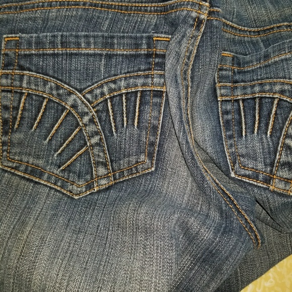 Jeans - Picture 3 of 3